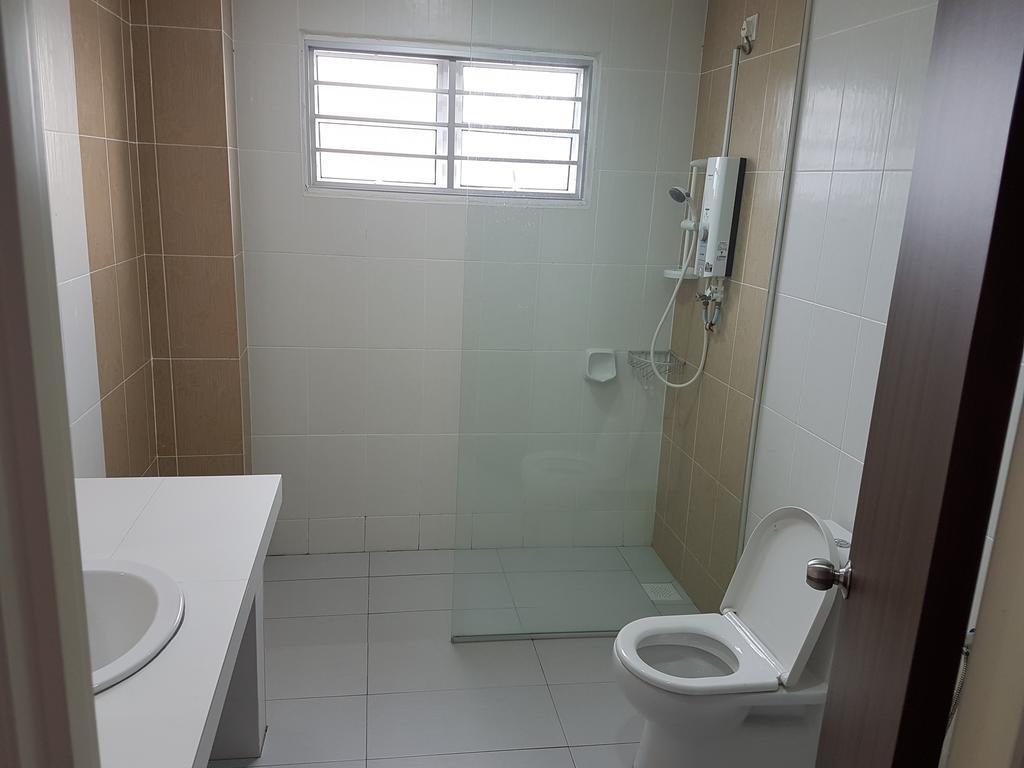 Entire Semi D Homestay
