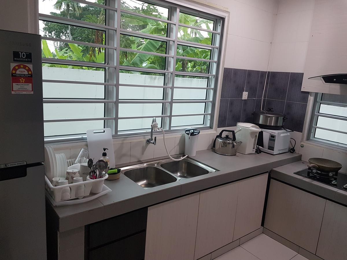 Entire Semi D Homestay